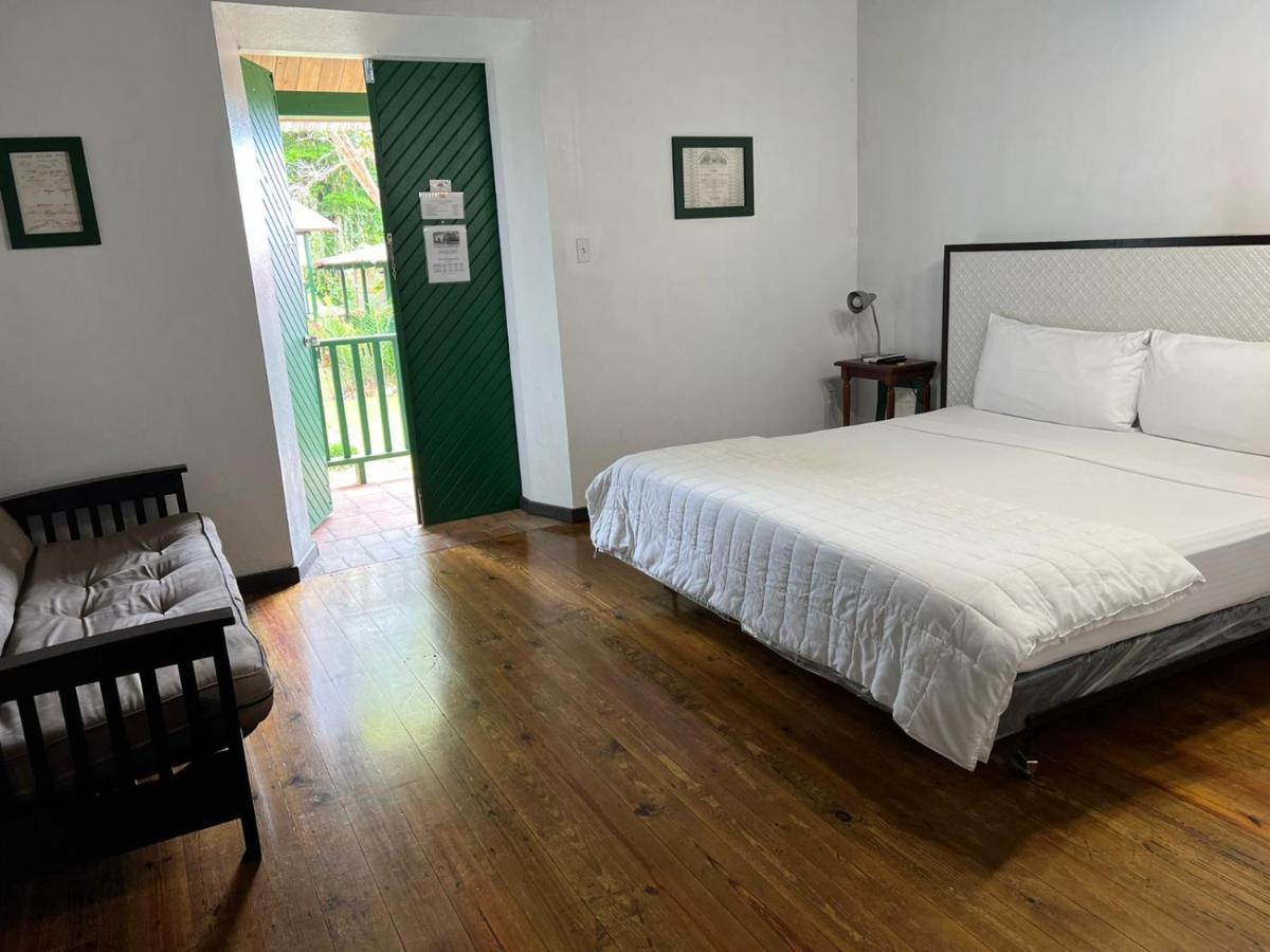 ホテル Hacienda Juanita Maricao エクステリア 写真