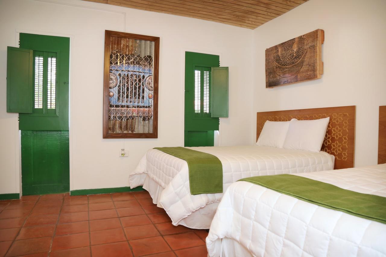 ホテル Hacienda Juanita Maricao エクステリア 写真