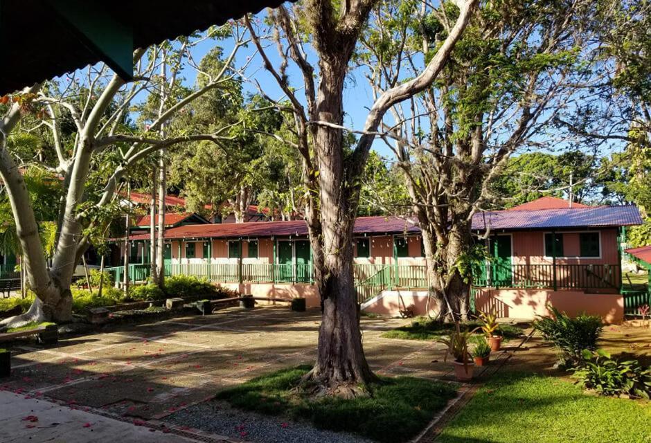 ホテル Hacienda Juanita Maricao エクステリア 写真